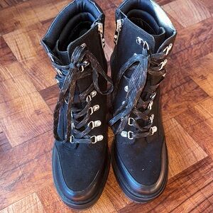 Jennifer Lopez Black Leather Lace-up Boots